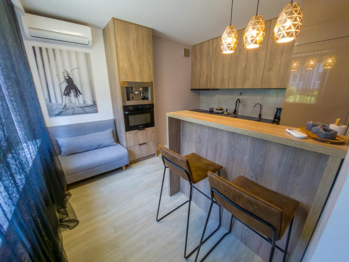 Like Home 1 Perfect Classic Duo Świdnica Exterior foto
